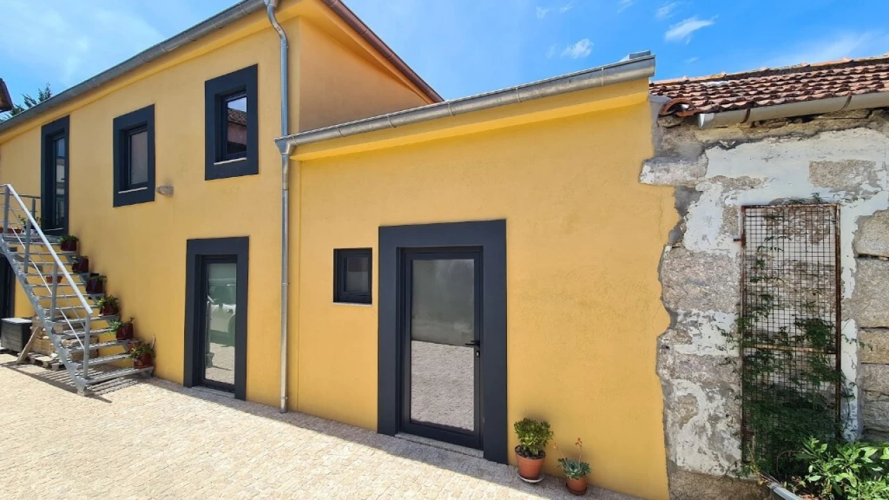 Moradia T4 para Venda em Campanhã Foto 1