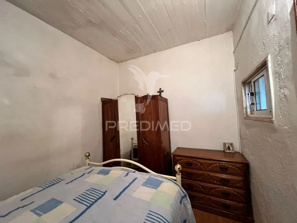 Moradia T4 para Venda em Chãs Foto 5