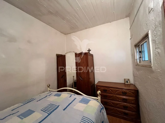 Moradia T4 para Venda em Chãs Foto 5