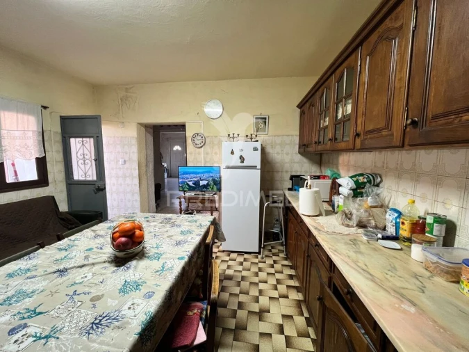 Moradia T4 para Venda em Chãs Foto 8