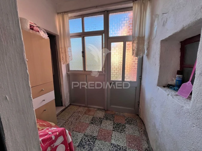 Moradia T4 para Venda em Chãs Foto 9