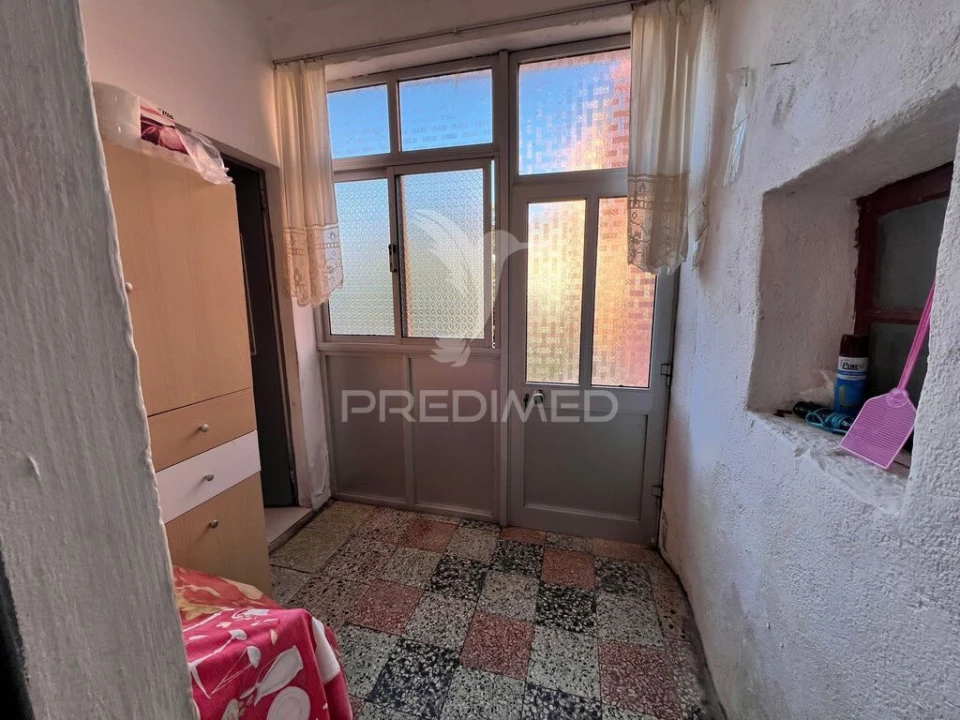 Moradia T4 para Venda em Chãs Foto 9