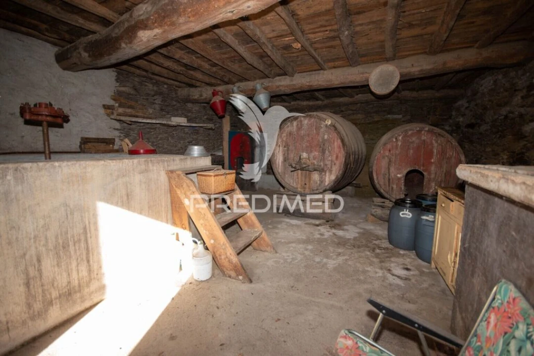 Moradia T3 para Venda em Poço do Canto Foto 14