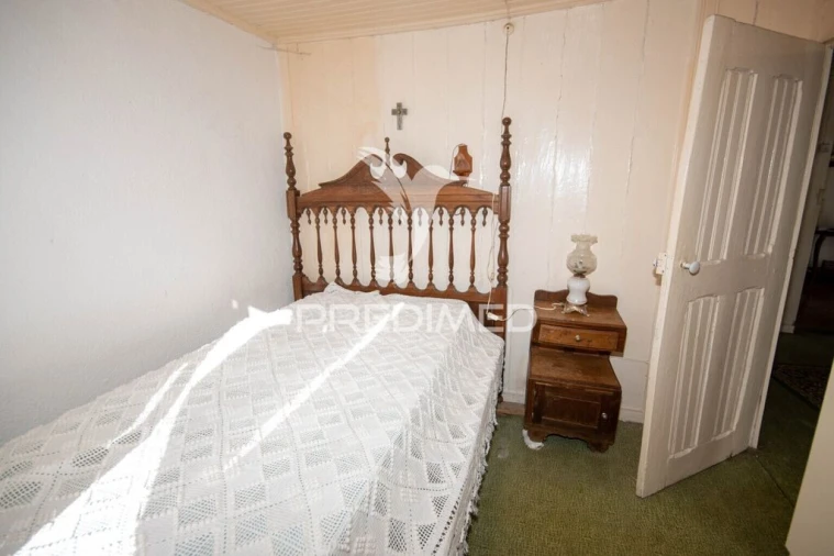 Moradia T3 para Venda em Poço do Canto Foto 18