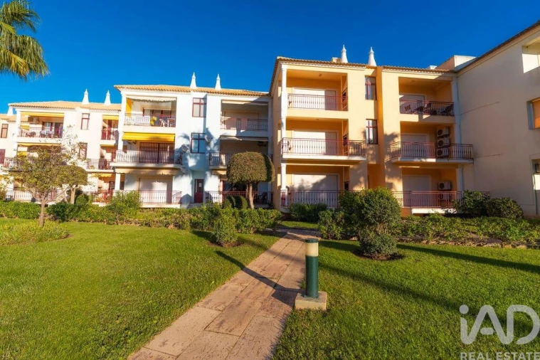 Apartamento T1 para Venda em Quarteira Foto 27