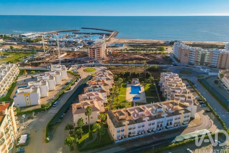 Apartamento T1 para Venda em Quarteira Foto 30