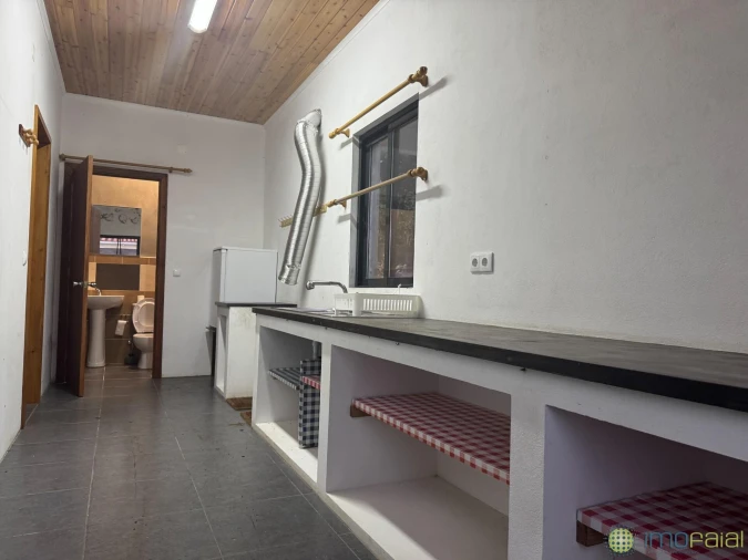 Moradia T3 para Venda em Feteira Foto 24