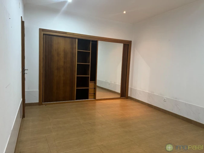 Moradia T3 para Venda em Feteira Foto 18