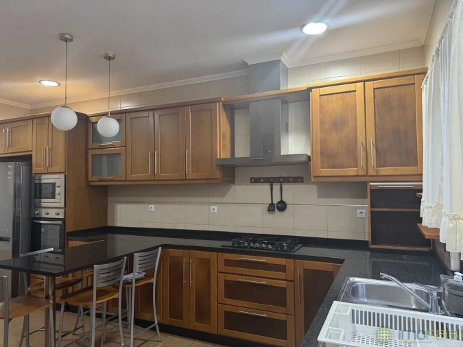 Moradia T3 para Venda em Feteira Foto 10