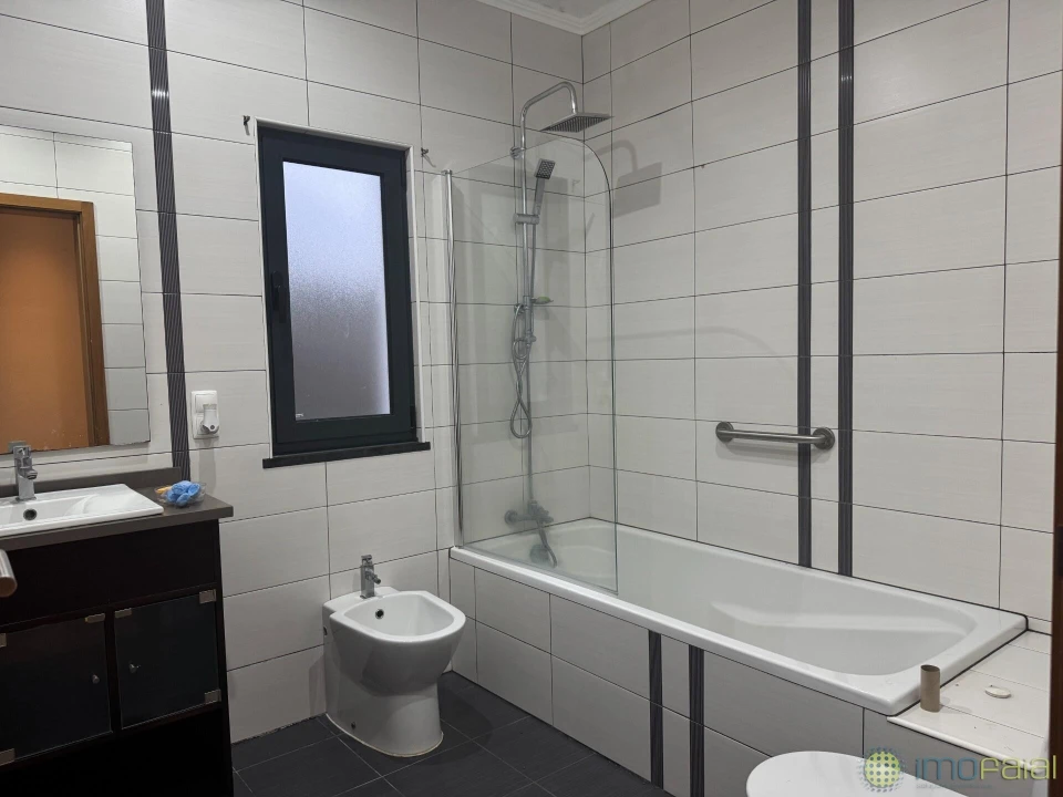 Moradia T3 para Venda em Feteira Foto 19