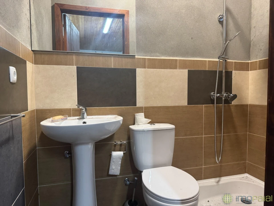 Moradia T3 para Venda em Feteira Foto 25