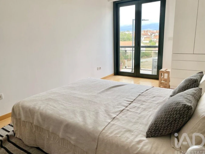 Apartamento T3 para Venda em Santa Maria Maior Foto 12