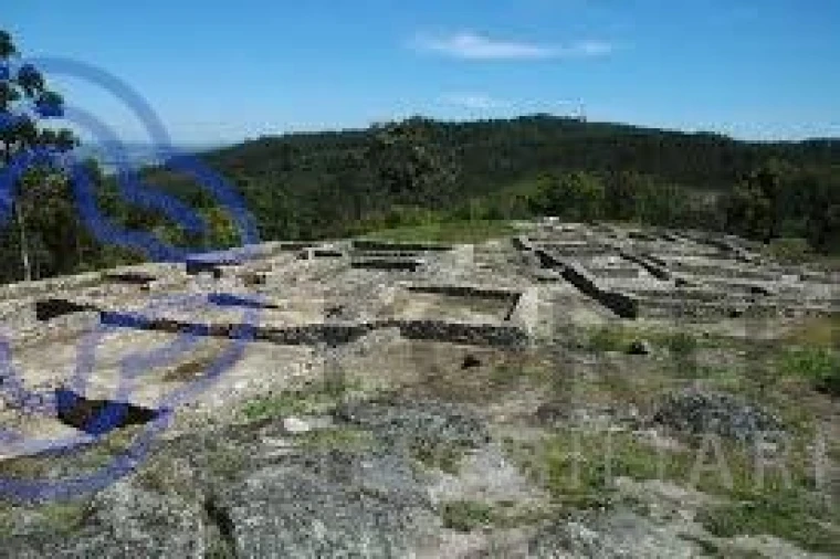Terreno para Venda em Carreira e Refojos de Riba de Ave Foto 8
