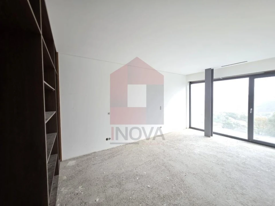 Moradia T3 para Venda em Ribeira do Neiva Foto 12