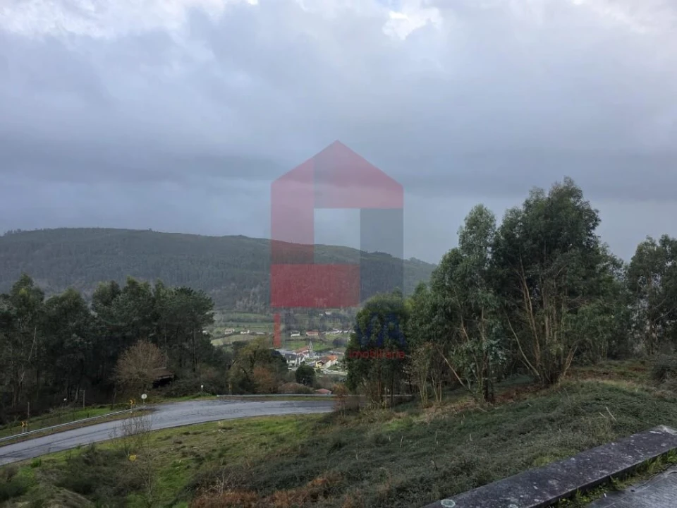 Moradia T3 para Venda em Ribeira do Neiva Foto 13