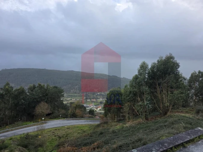 Moradia T3 para Venda em Ribeira do Neiva Foto 13