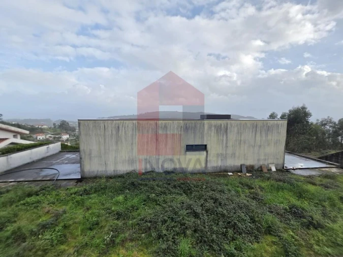 Moradia T3 para Venda em Ribeira do Neiva Foto 29