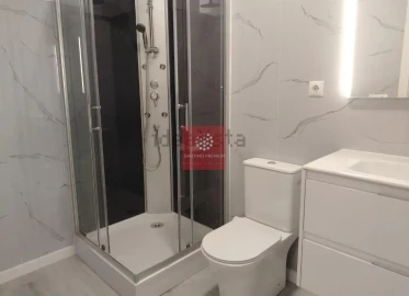 Apartamento T2 para Venda em Oeiras e São Julião da Barra, Paço de Arcos e Caxias