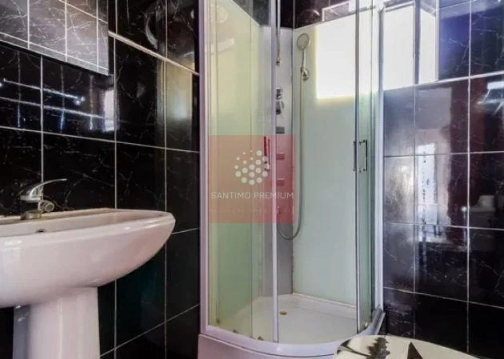 Moradia T5 para Venda em Golegã Foto 15