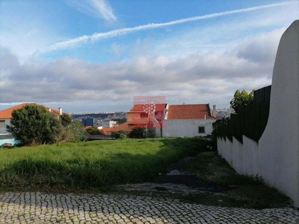 Terreno para Venda em Mina de Água Foto 1