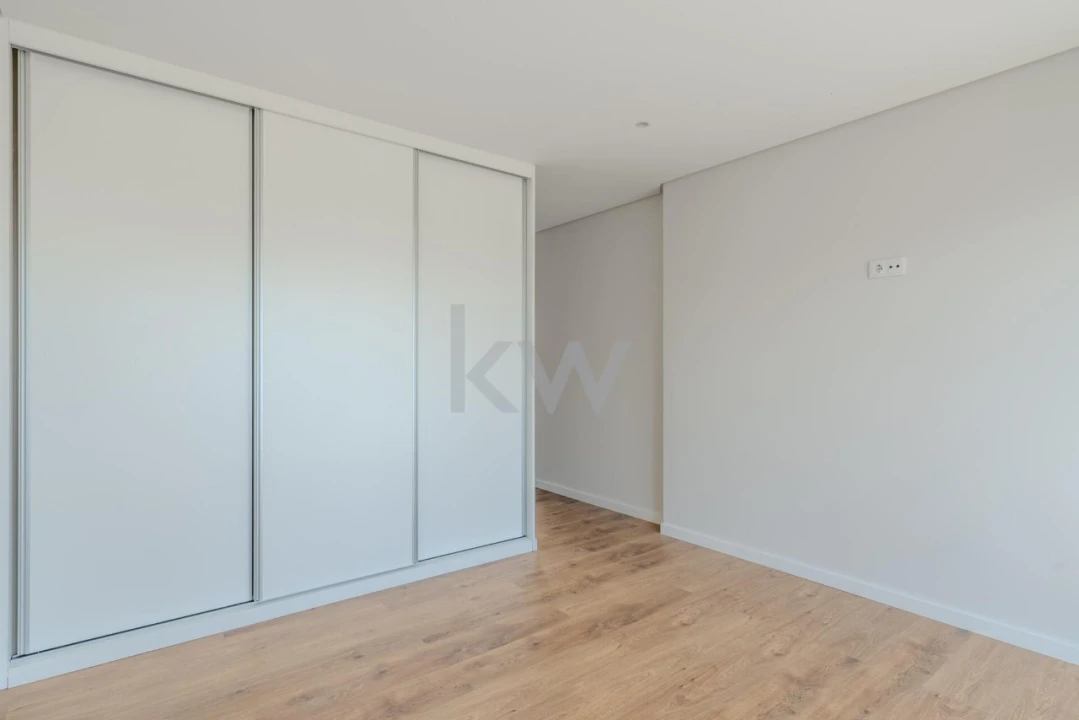 Moradia T3 para Venda em Barcarena Foto 16