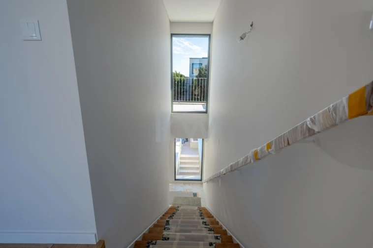 Moradia T3 para Venda em Barcarena Foto 26