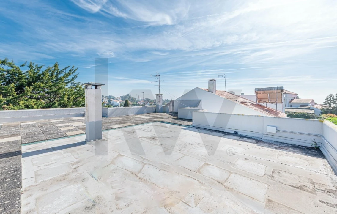 Moradia T4 para Venda em Alcabideche Foto 33
