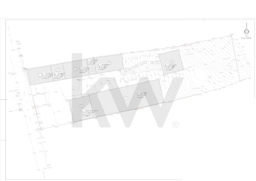 Moradia T4 para Venda em Coz, Alpedriz e Montes Foto 30