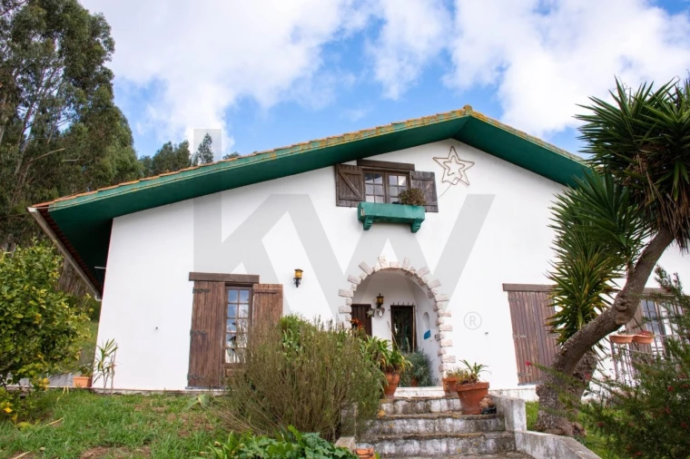 Moradia T4 para Venda em Coz, Alpedriz e Montes Foto 11