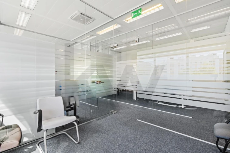 Escritório para Venda em Carnaxide e Queijas Foto 15