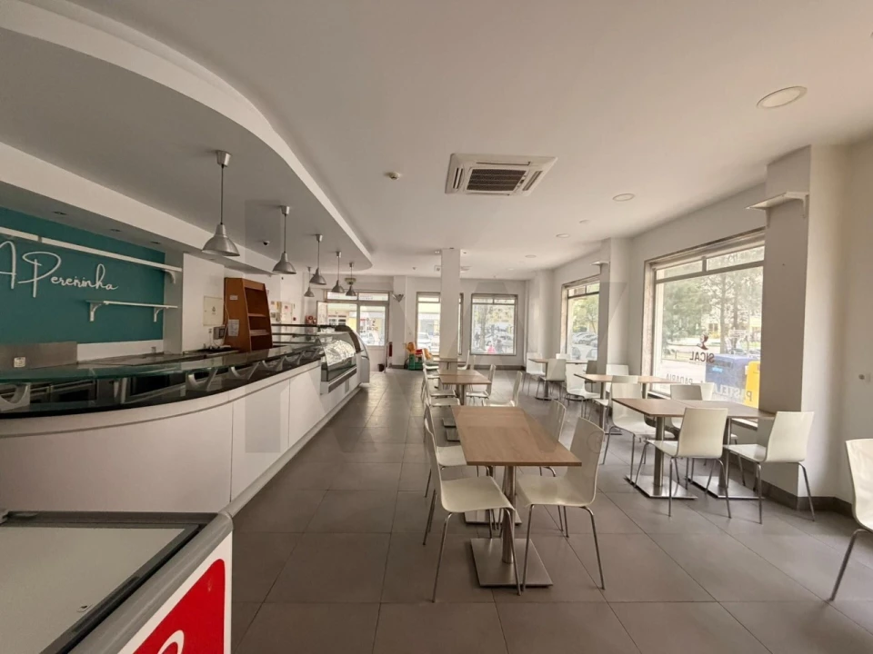 Loja para Venda em Agualva e Mira-Sintra Foto 2