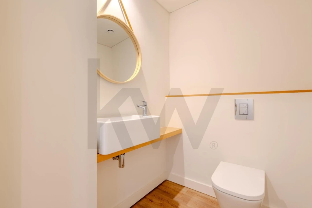 Apartamento T4 para Venda em Algés, Linda-A-Velha e Cruz Quebrada-Dafundo Foto 8