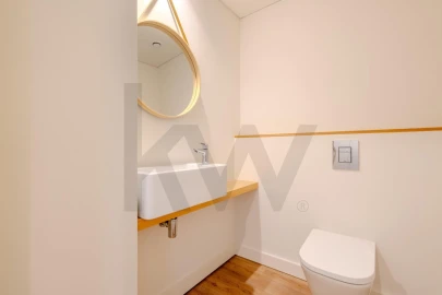 Apartamento T4 para Venda em Algés, Linda-A-Velha e Cruz Quebrada-Dafundo