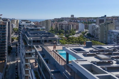 Apartamento T4 para Venda em Algés, Linda-A-Velha e Cruz Quebrada-Dafundo