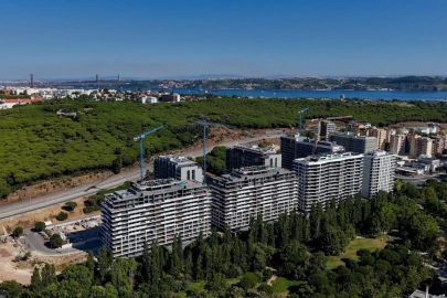 Apartamento T4 para Venda em Algés, Linda-A-Velha e Cruz Quebrada-Dafundo