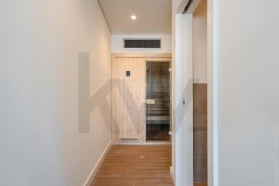 Apartamento T4 para Venda em Algés, Linda-A-Velha e Cruz Quebrada-Dafundo
