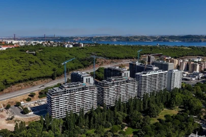 Apartamento T4 para Venda em Algés, Linda-A-Velha e Cruz Quebrada-Dafundo