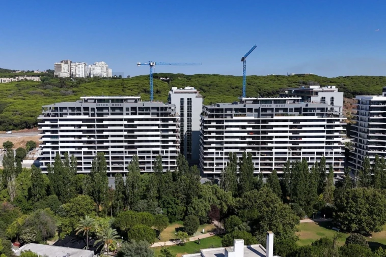 Apartamento T4 para Venda em Algés, Linda-A-Velha e Cruz Quebrada-Dafundo Foto 50