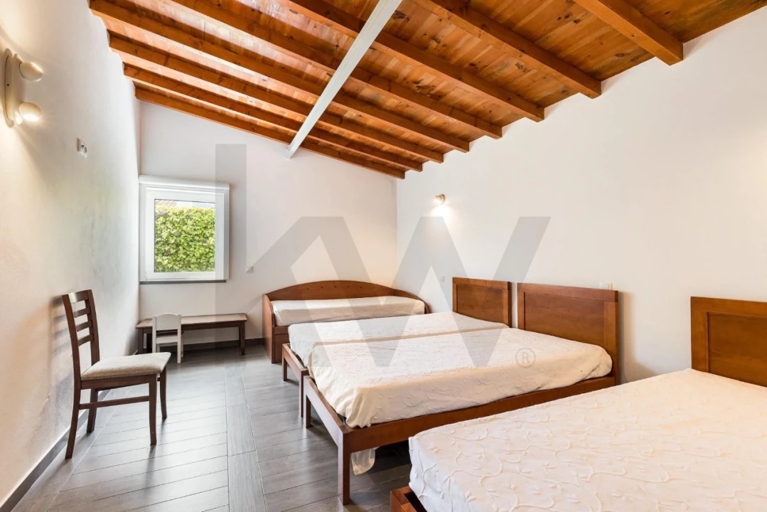 Moradia T4 para Venda em São Pedro da Cadeira Foto 17