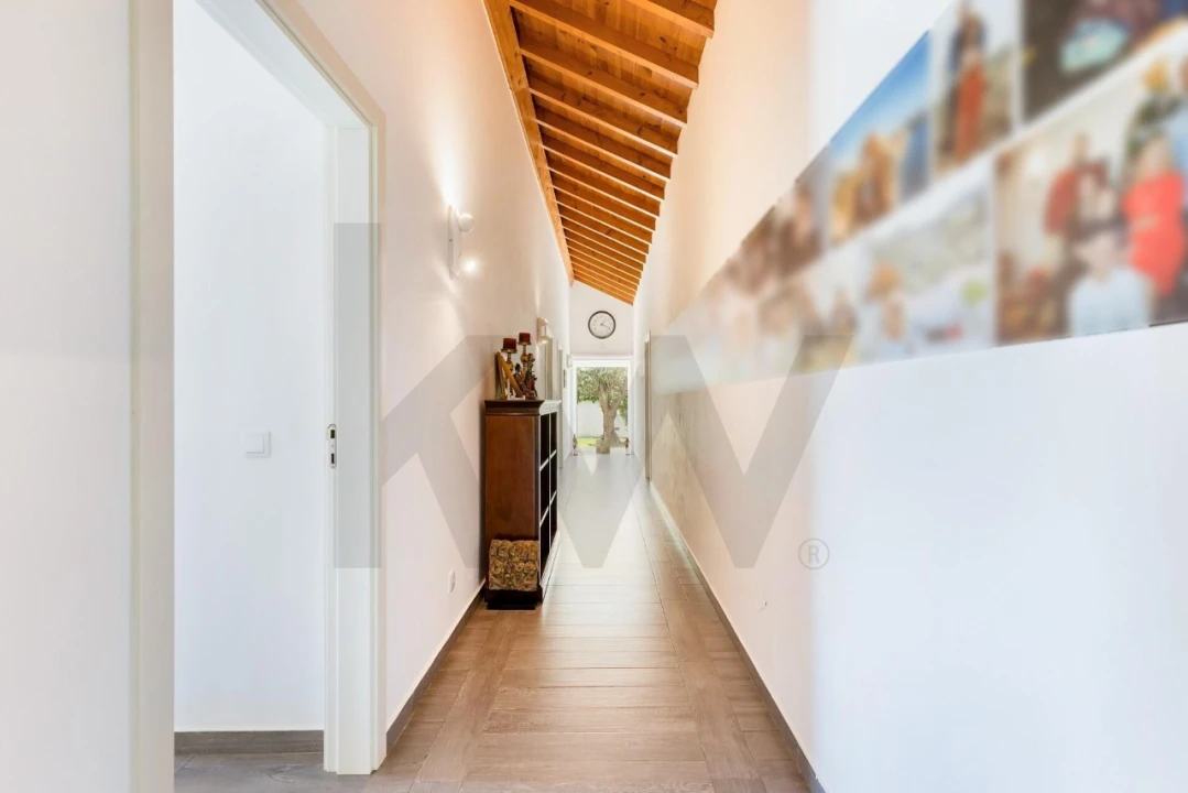 Moradia T4 para Venda em São Pedro da Cadeira Foto 10