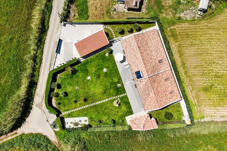 Moradia T4 para Venda em São Pedro da Cadeira Foto 30