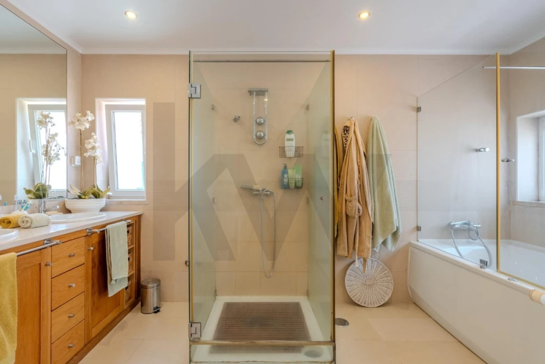 Moradia T4 para Venda em Santo Andre Foto 28