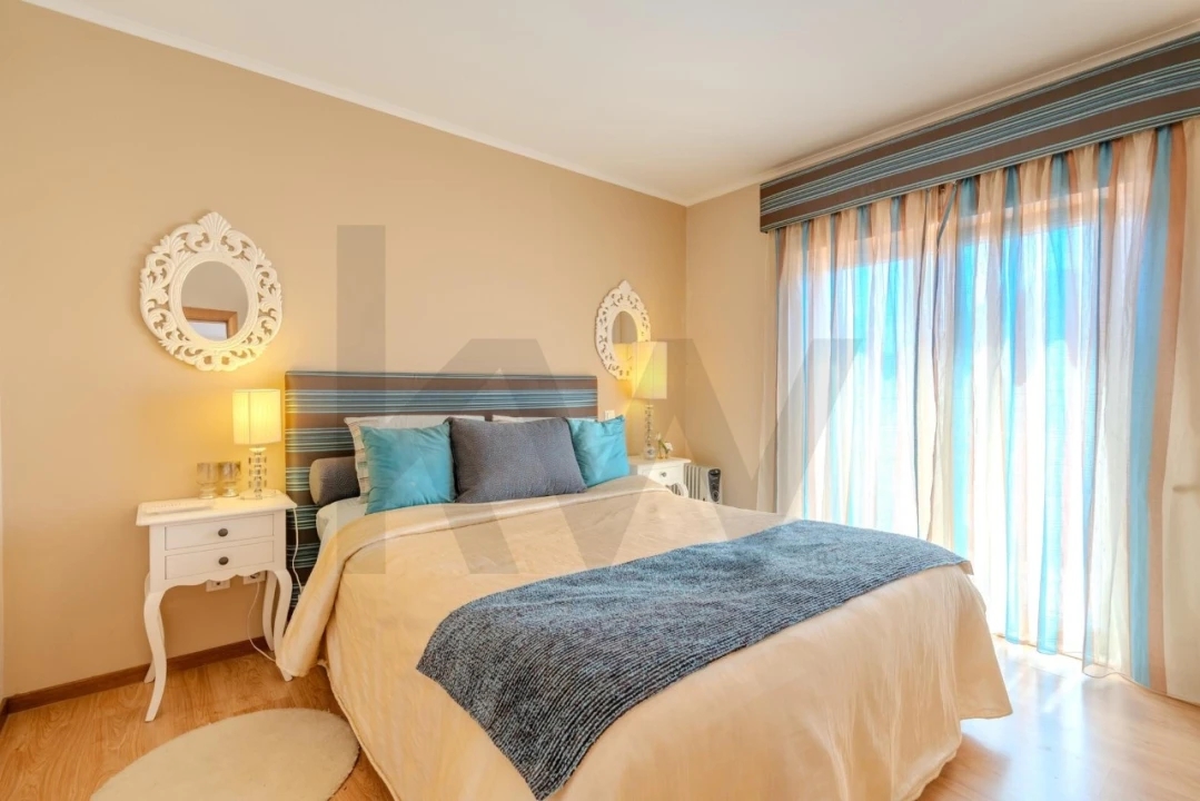 Moradia T4 para Venda em Santo Andre Foto 32