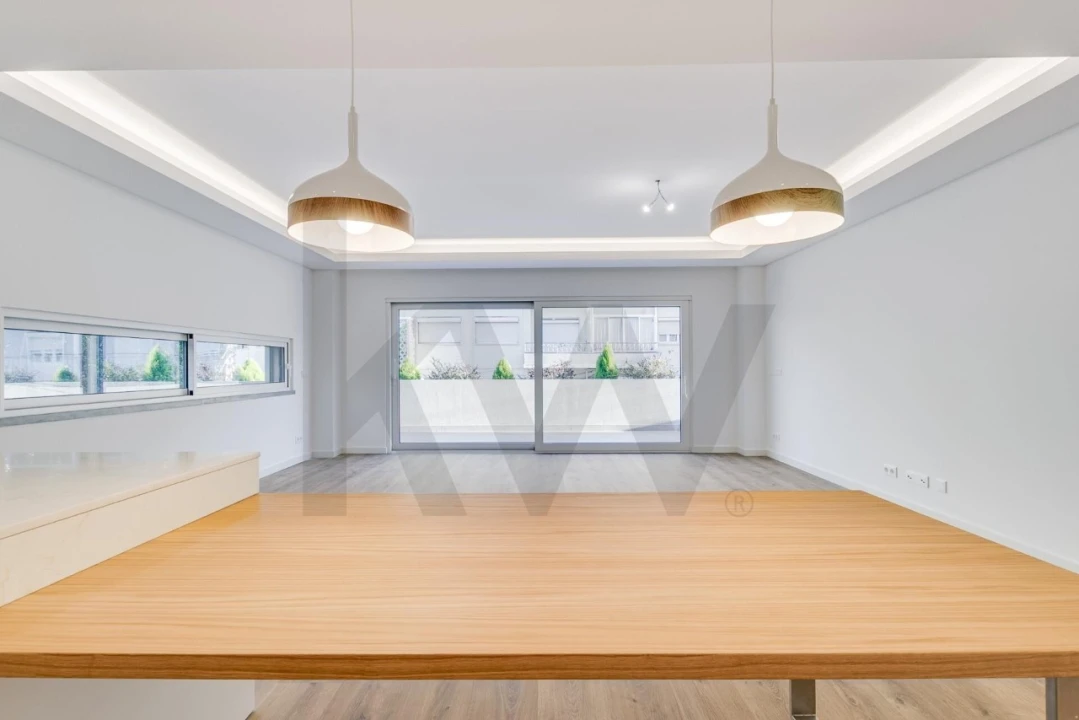 Moradia T5 para Venda em Almada, Cova da Piedade, Pragal e Cacilhas Foto 12