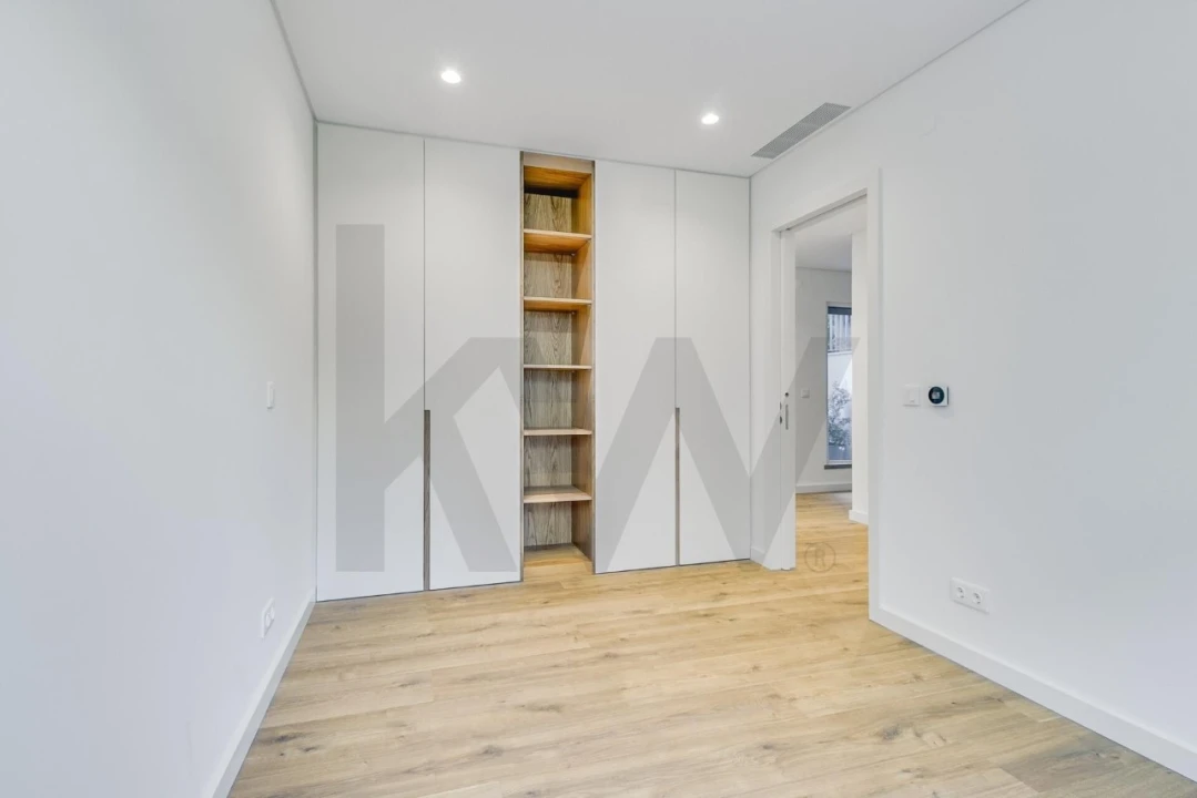 Moradia T5 para Venda em Almada, Cova da Piedade, Pragal e Cacilhas Foto 17