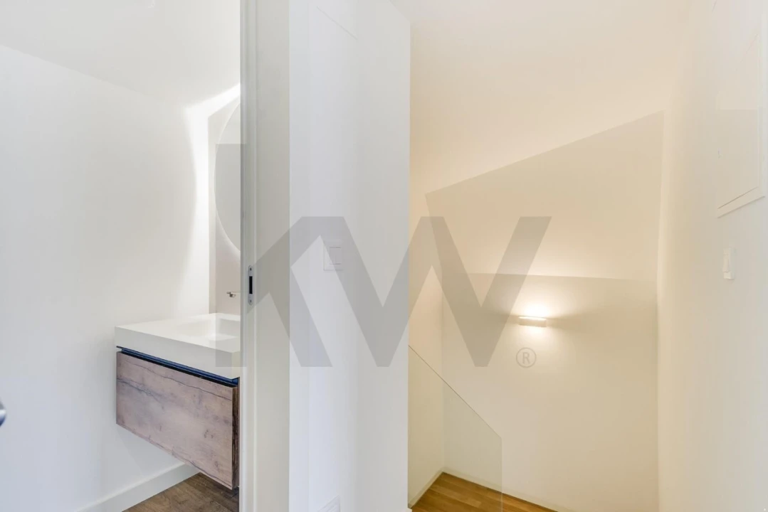 Moradia T5 para Venda em Almada, Cova da Piedade, Pragal e Cacilhas Foto 43