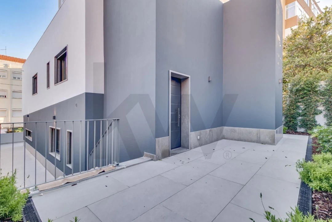 Moradia T5 para Venda em Almada, Cova da Piedade, Pragal e Cacilhas Foto 55