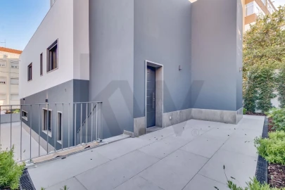 Moradia T5 para Venda em Almada, Cova da Piedade, Pragal e Cacilhas