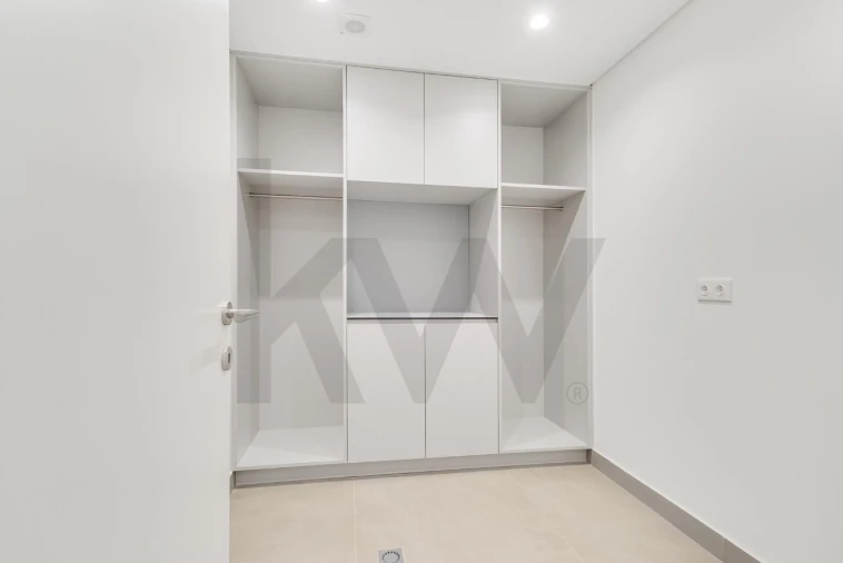 Moradia T5 para Venda em Almada, Cova da Piedade, Pragal e Cacilhas Foto 50