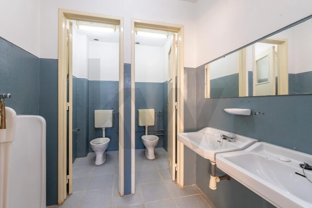 Armazém para Venda em Santa Iria de Azoia, São João da Talha e Bobadela Foto 22